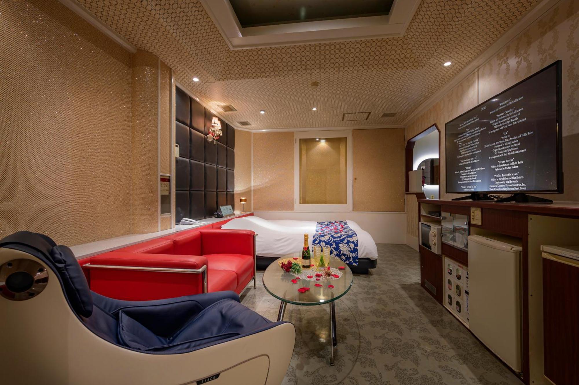 Hotel Mobilia (Adults Only) Tsurugashima Exterior foto